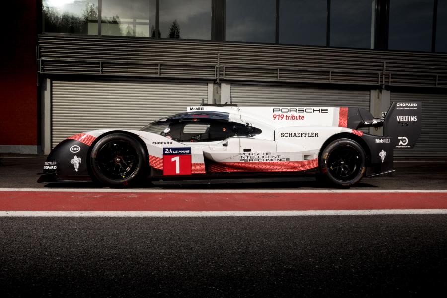  Porsche 919 Hybrid Evo 2018 года  (фото 15 из 17)